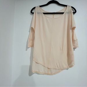 Promesa shoulder cut-out top